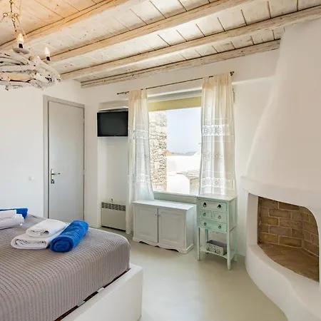 Magnificent Mykonos Nexus 2 Bedrooms Private Terrace With Jacuzzi Outdoor Dining Area Bbq Apartment Kalafatis