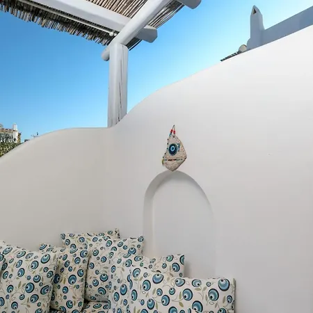 Magnificent Mykonos Nexus 2 Bedrooms Private Terrace With Jacuzzi Outdoor Dining Area & Bbq * Калафатис